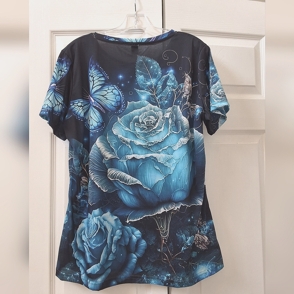 Blue Floral Butterfly, NWOT,Graphic Women's Top - Picture 4 of 7